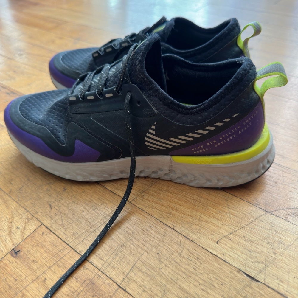 Nike Odyssey React 2 Shield Voltage Purple Women’s Size 7. Gently worn.